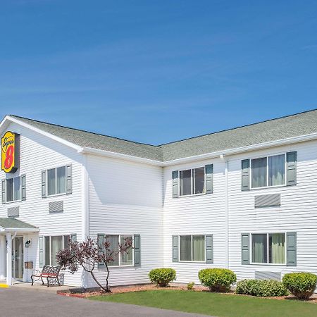 Super 8 By Wyndham Canandaigua Εξωτερικό φωτογραφία